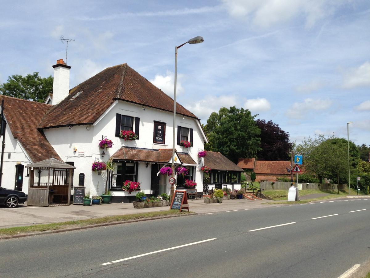 The Half Moon Otel Petersfield Dış mekan fotoğraf